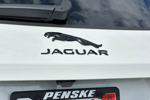 Used 2025 Jaguar F-PACE R-Dynamic S image 33