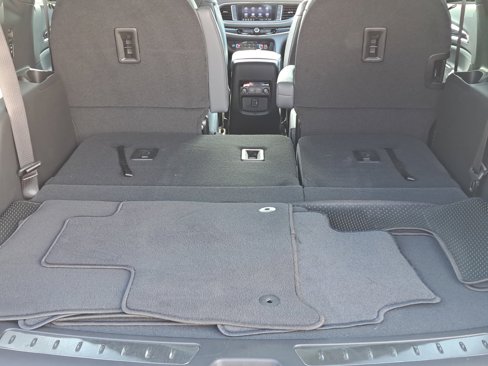 Used 2024 Buick Enclave Essence w/ Sport Touring Edition image 11