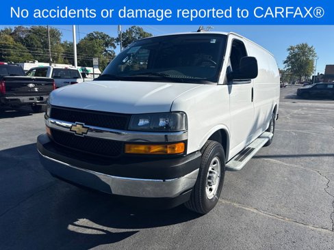 Used 2024 Chevrolet Express 2500 w/ Driver Convenience Package image 2
