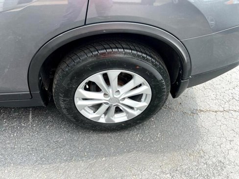 Used 2016 Nissan Rogue S image 22