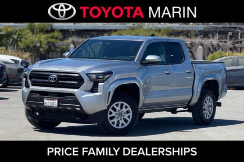 Certified 2025 Toyota Tacoma SR5 image 1