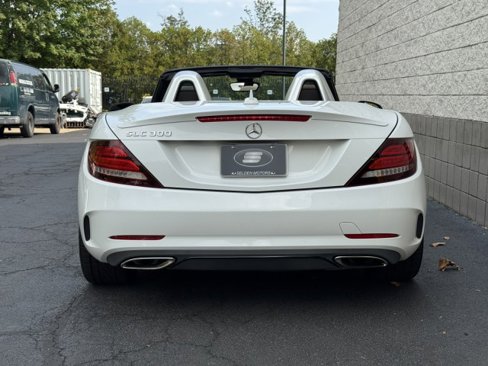 Used 2019 Mercedes-Benz SLC 300 w/ Premium Package image 15