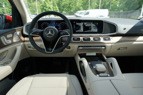 New 2025 Mercedes-Benz GLS 450 4MATIC image 45