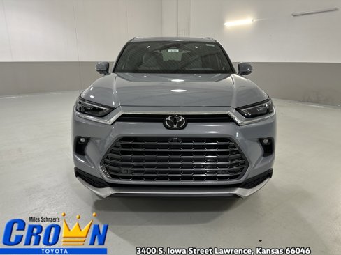 New 2026 Toyota Grand Highlander AWD Hybrid image 2