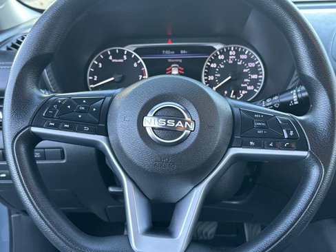 Used 2024 Nissan Sentra SV w/ Trunk Package image 32