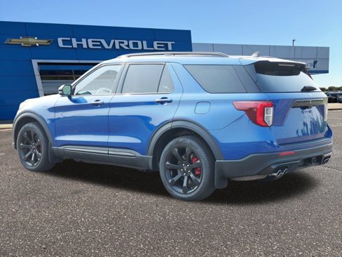 Used 2023 Ford Explorer ST w/ Technology Package image 4