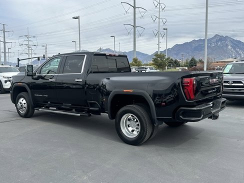 Certified 2024 GMC Sierra 3500 Denali w/ Denali Reserve Package image 7