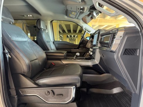 Used 2022 Ford F150 Lariat image 27
