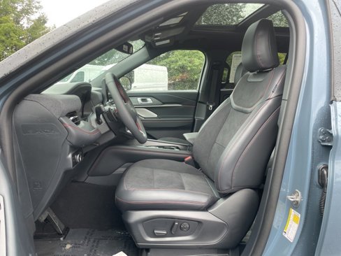 New 2025 Ford Explorer ST image 24