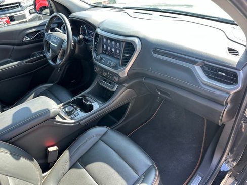 Used 2021 GMC Acadia AT4 image 29