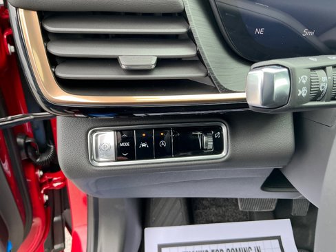 New 2025 Buick Envision Avenir image 26