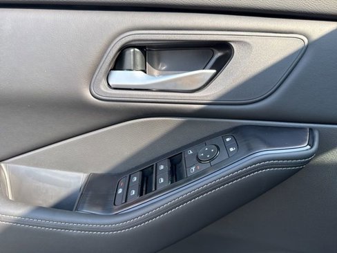 New 2026 Nissan Rogue SV image 29