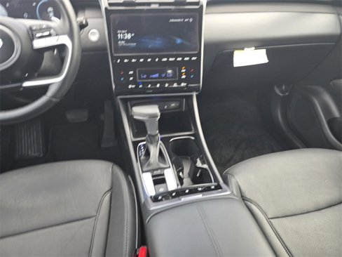 Used 2024 Hyundai Santa Cruz Limited image 17