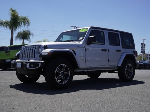 Certified 2023 Jeep Wrangler Unlimited Sahara image 9