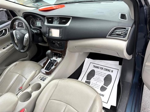 Used 2015 Nissan Sentra SL w/ SL Premium Package image 35