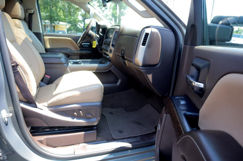 Used 2018 GMC Sierra 2500 Denali w/ Duramax Plus Package image 18