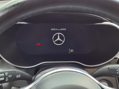 Used 2022 Mercedes-Benz GLC 300 4MATIC image 29