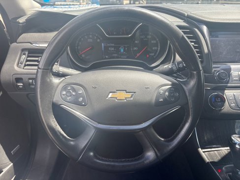 Used 2018 Chevrolet Impala Premier w/ Premier Confidence Package image 28
