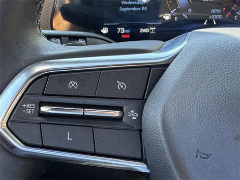 Used 2025 Chevrolet Equinox ACTIV w/ Safety and Technology Package image 16