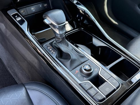 Certified 2022 Kia Sorento SX image 20