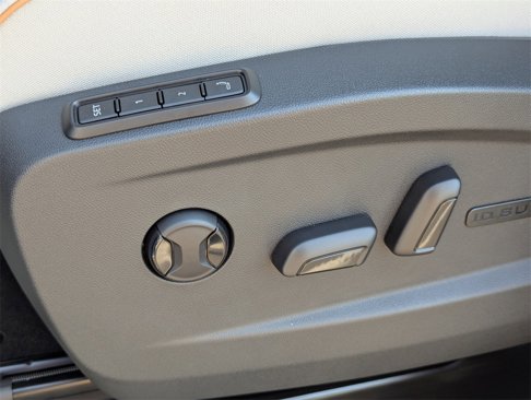 New 2025 Volkswagen ID. Buzz 1st Edition image 30