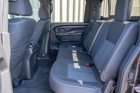 Used 2019 Nissan Titan SV w/ SV Convenience Package image 7