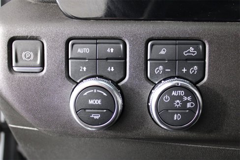 Used 2024 GMC Sierra 3500 SLE image 22