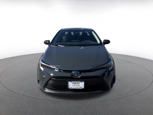 Used 2025 Toyota Corolla Hybrid Sedan image 4
