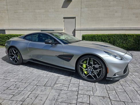 New 2025 Aston Martin Vanquish image 1