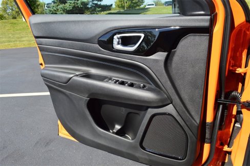 New 2026 Jeep Compass Latitude image 25