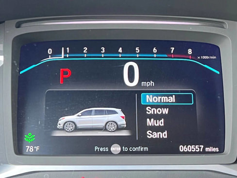 Used 2020 Honda Pilot Touring image 35