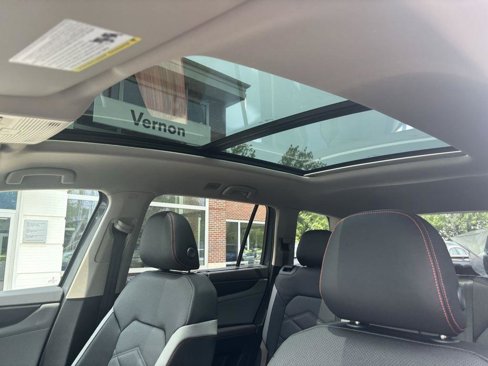 New 2025 Volkswagen Atlas Peak Edition SE image 14