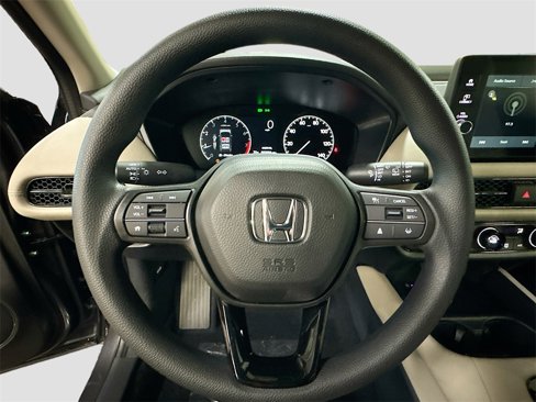 New 2026 Honda HR-V LX image 9