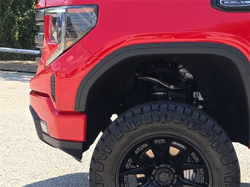 Used 2025 GMC Sierra 1500 Elevation image 5