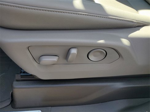 New 2026 GMC Sierra 1500 SLT w/ SLT Premium Package image 7