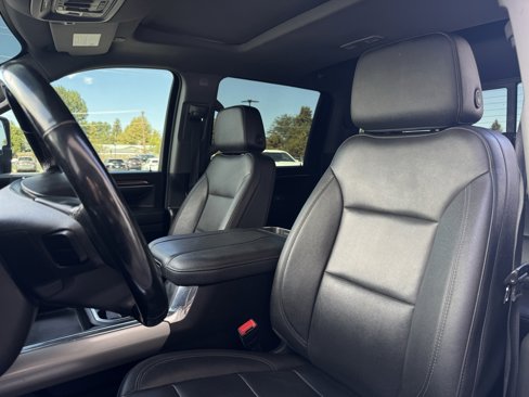 Used 2024 Chevrolet Silverado 2500 LTZ w/ LTZ Convenience Package image 13