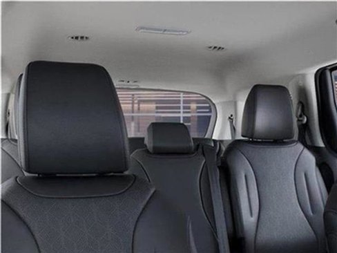 New 2026 Kia Carnival EX image 54