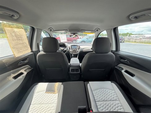 Used 2018 Chevrolet Equinox LS image 18