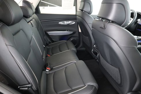 Used 2024 Genesis GV70 2.5T w/ Advanced Package image 25