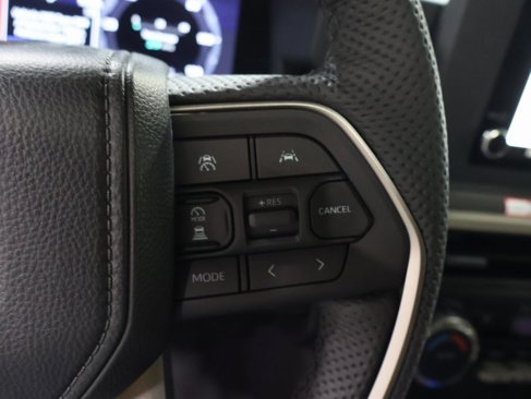 New 2025 Toyota Tacoma TRD Off-Road image 30