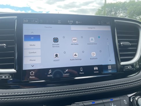 New 2026 Chrysler Pacifica Select image 26