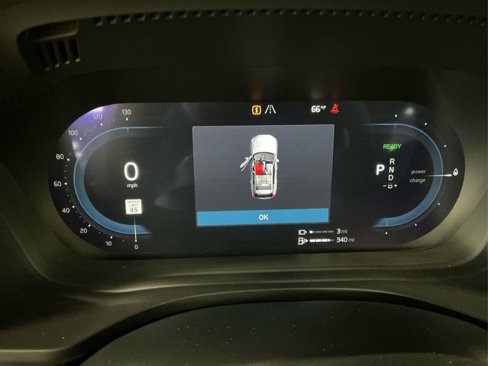 Certified 2025 Volvo XC60 T8 Plus w/ Climate Package image 12