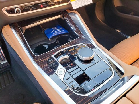 New 2026 BMW X6 xDrive40i image 8