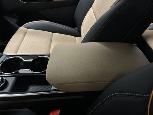 New 2026 Chevrolet Equinox ACTIV w/ Convenience Package III image 21
