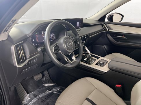 Used 2025 MAZDA CX-70 Plug-In Hybrid w/ Premium Pkg image 9