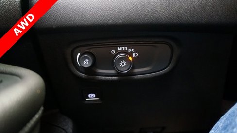 Used 2024 GMC Terrain SLE image 26