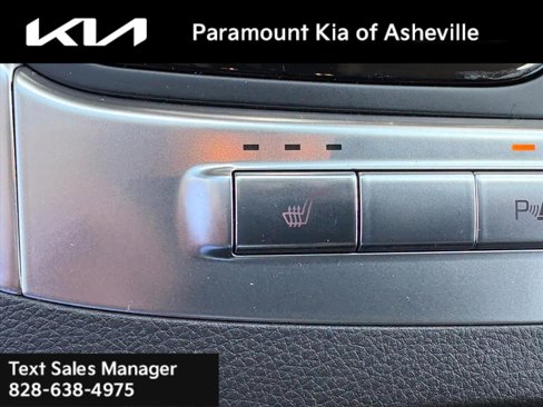 New 2026 Kia Carnival EX image 15