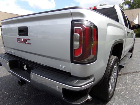 Used 2018 GMC Sierra 1500 SLT image 9