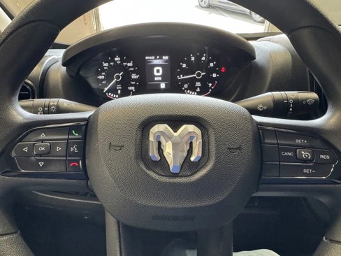 Used 2023 RAM ProMaster 2500 image 21