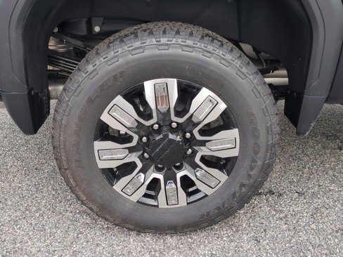 New 2025 GMC Sierra 2500 Denali w/ Denali Reserve Package image 34